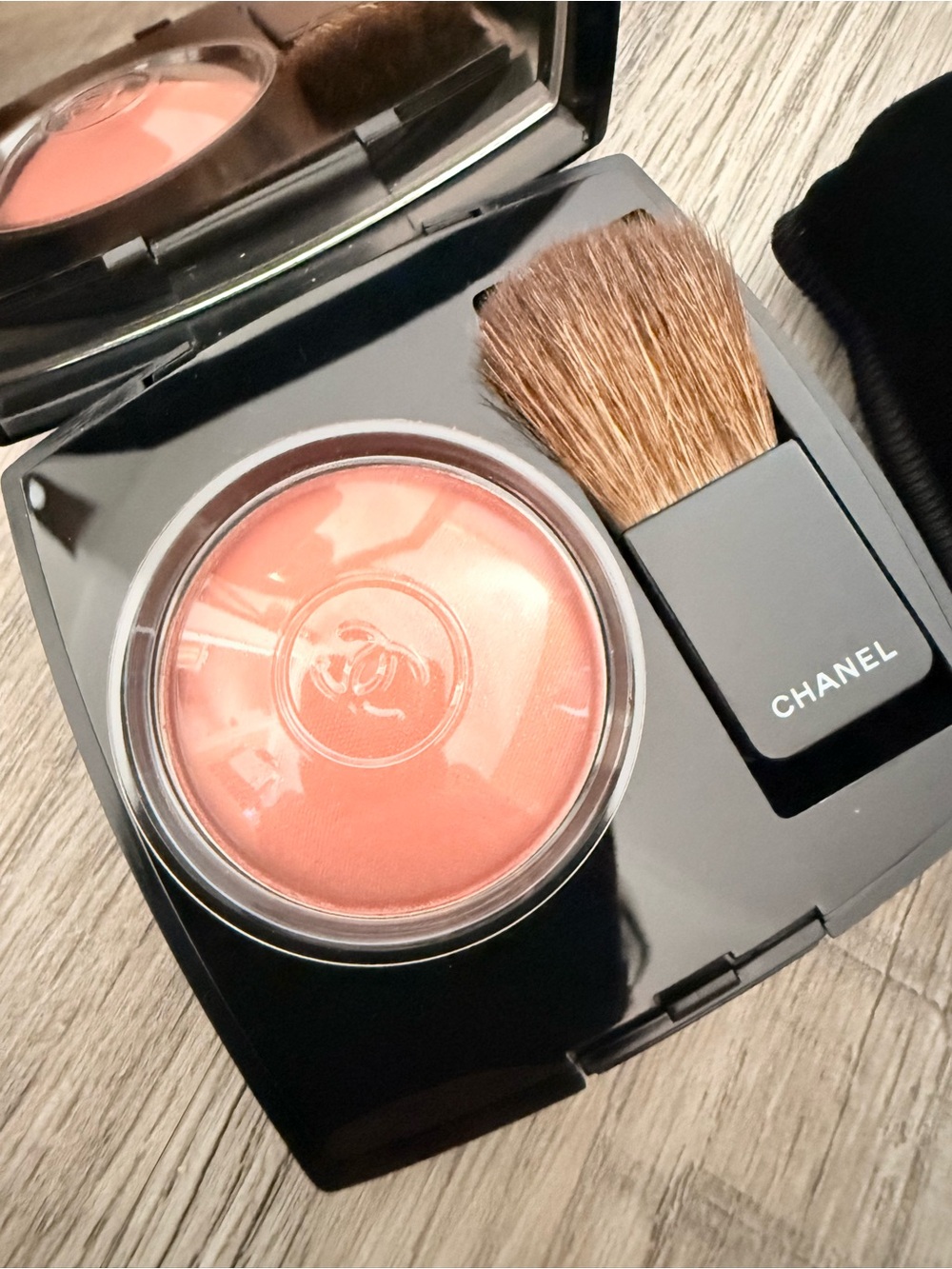 CHANEL Powder Blush 55 In Love - Black Compact with Velvet Pouch